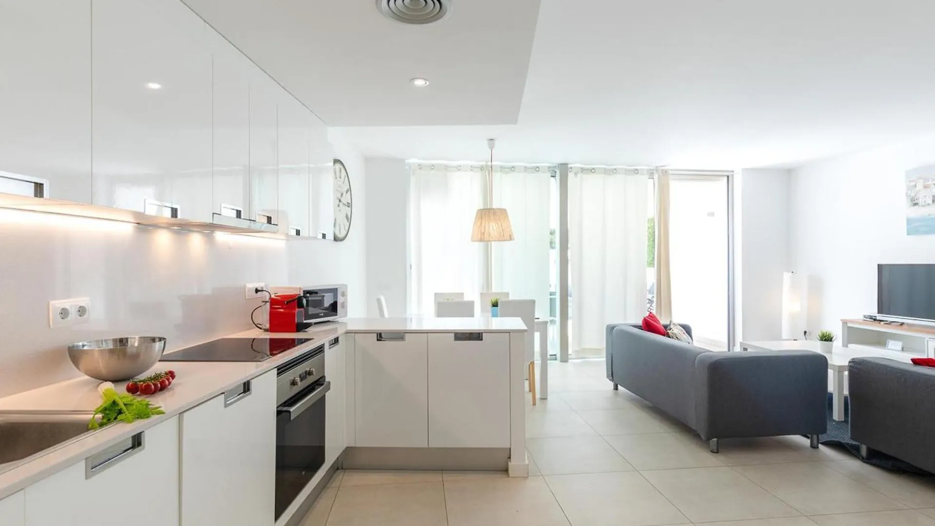 Torroella de Montgrí Ref. Montgo Platja 2: Magnifico Apartamento A Pie De Playa En Cala Montgo ! - Es-325-26 0*, Torroella de Montgrí