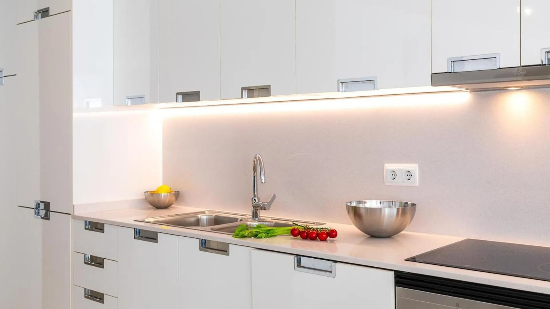 Torroella de Montgrí Ref. Montgo Platja 2: Magnifico Apartamento A Pie De Playa En Cala Montgo ! - Es-325-26 Torroella de Montgrí